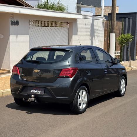 CHEVROLET Onix Hatch 1.4 4P FLEX LT, Foto 2
