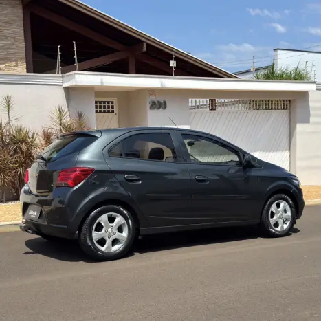 CHEVROLET Onix Hatch 1.4 4P FLEX LT, Foto 5