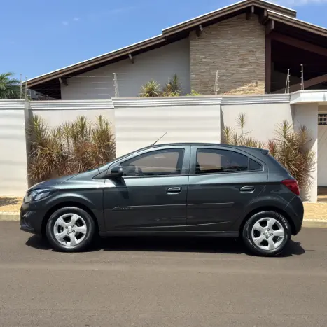 CHEVROLET Onix Hatch 1.4 4P FLEX LT, Foto 8