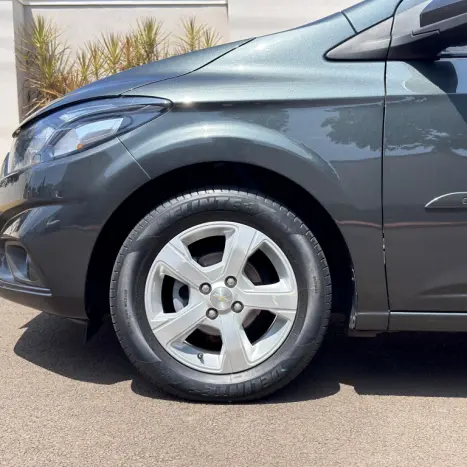 CHEVROLET Onix Hatch 1.4 4P FLEX LT, Foto 12