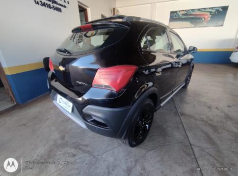 CHEVROLET Onix Hatch 1.4 4P FLEX ACTIV AUTOM�TICO, Foto 4
