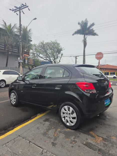 CHEVROLET Onix Hatch 1.4 4P FLEX LT, Foto 10