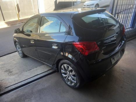 CHEVROLET Onix Hatch 1.0 4P FLEX JOY BLACK, Foto 6