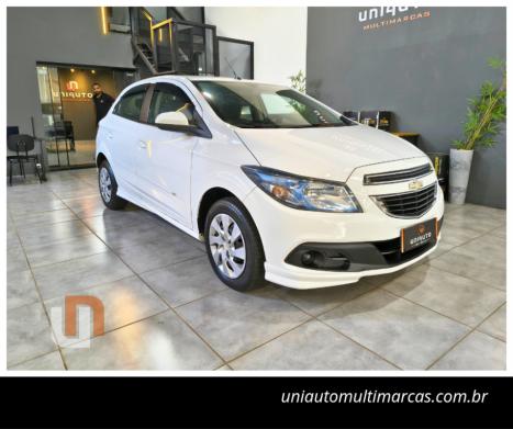 CHEVROLET Onix Hatch 1.4 4P FLEX LT, Foto 2