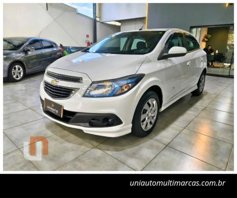 CHEVROLET Onix Hatch 1.4 4P FLEX LT, Foto 3