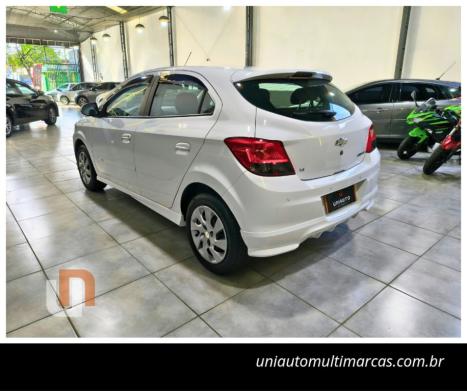 CHEVROLET Onix Hatch 1.4 4P FLEX LT, Foto 4