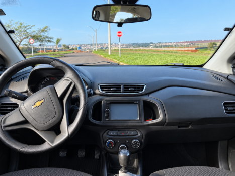 CHEVROLET Onix Hatch 1.4 4P FLEX LT, Foto 3