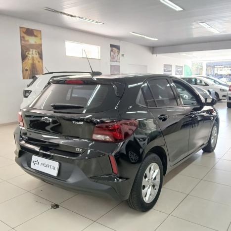 CHEVROLET Onix Hatch 1.0 12V 4P FLEX LTZ TURBO, Foto 4