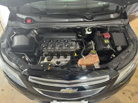 CHEVROLET Onix Hatch 1.4 4P FLEX LT, Foto 9