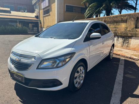 CHEVROLET Onix Hatch 1.4 4P FLEX LT AUTOMÁTICO, Foto 5