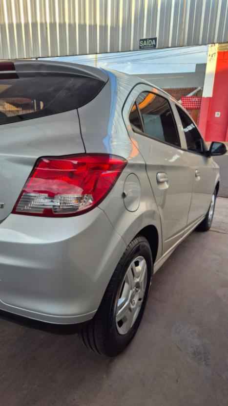 CHEVROLET Onix Hatch 1.4 4P FLEX LT, Foto 6