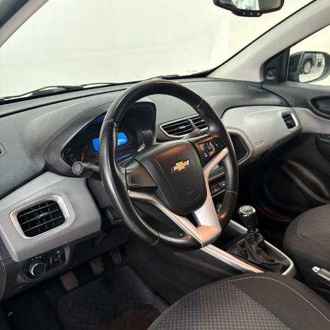 CHEVROLET Onix Hatch 1.4 4P FLEX LT, Foto 7