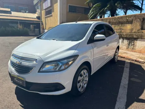 CHEVROLET Onix Hatch 1.4 4P FLEX LT AUTOMÁTICO, Foto 5