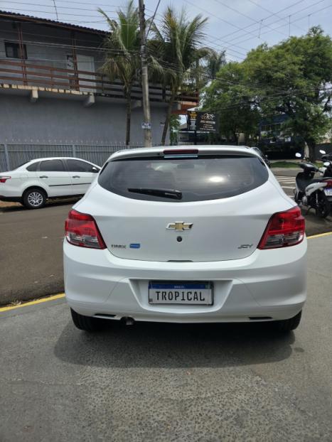 CHEVROLET Onix Hatch 1.0 4P FLEX JOY, Foto 4
