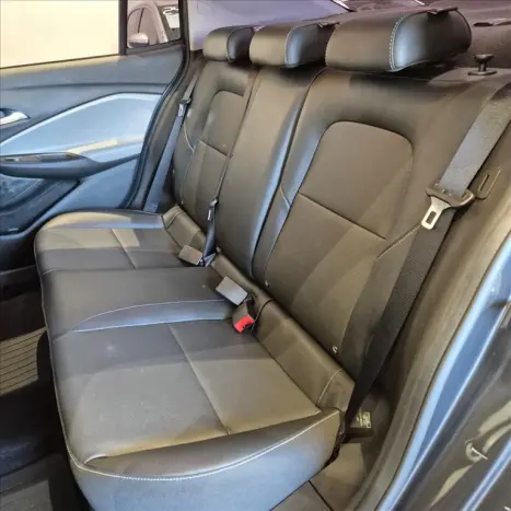 CHEVROLET Onix Sedan 1.0 12V 4P FLEX PREMIER PLUS TURBO AUTOM�TICO, Foto 17
