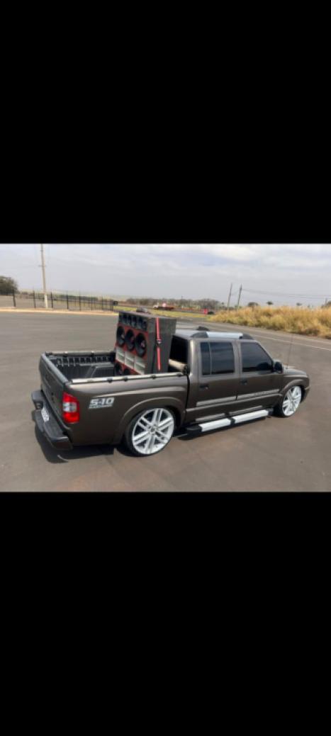 CHEVROLET S-10 CABINE DUPLA, Foto 2