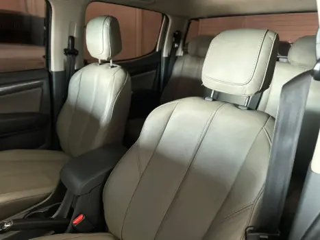 CHEVROLET S10 2.8 16V LTZ CABINE DUPLA 4X4 TURBO DIESEL AUTOM�TICO, Foto 19