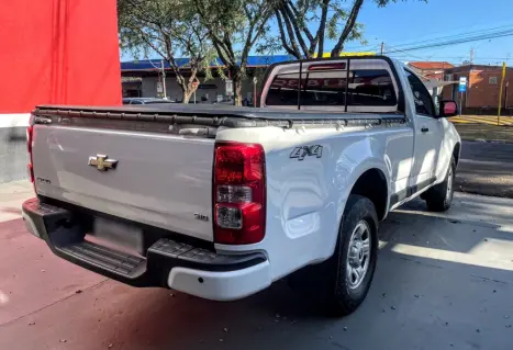 CHEVROLET S10 2.8 16V LS CABINE SIMPLES 4X4 TURBO DIESEL, Foto 4 CHEVROLET S10 2.8 16V LS CABINE SIMPLES 4X4 TURBO DIESEL, Foto 4
