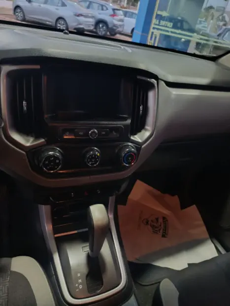 CHEVROLET S10 2.8 16V LT CABINE DUPLA TURBO DIESEL, Foto 9 CHEVROLET S10 2.8 16V LT CABINE DUPLA TURBO DIESEL, Foto 9