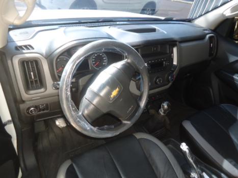 CHEVROLET S10 2.8 16V LS CABINE SIMPLES 4X4 TURBO DIESEL, Foto 4