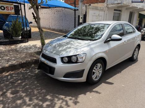 CHEVROLET Sonic Sedan 1.6 16V 4P LT FLEX AUTOM�TICO, Foto 2