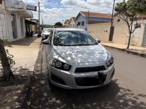 CHEVROLET Sonic Sedan 1.6 16V 4P LT FLEX AUTOM�TICO, Foto 3