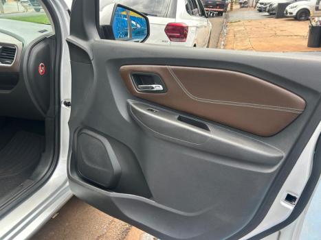 CHEVROLET Spin 1.8 4P FLEX PREMIER 7 LUGARES AUTOM�TICO, Foto 13