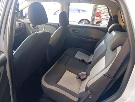 CHEVROLET Spin 1.8 4P FLEX LT AUTOM�TICO, Foto 2