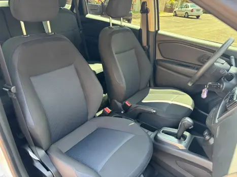 CHEVROLET Spin 1.8 4P FLEX LS, Foto 12