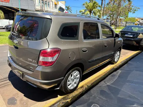 CHEVROLET Spin , Foto 2