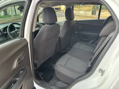 CHEVROLET Tracker 1.4 16V 4P FLEX LT TURBO AUTOMÁTICO, Foto 7 CHEVROLET Tracker 1.4 16V 4P FLEX LT TURBO AUTOMÁTICO, Foto 7