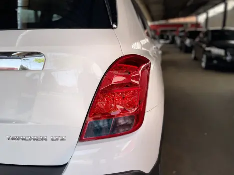 CHEVROLET Tracker 1.8 16V 4P FLEX LTZ AUTOMTICO, Foto 18