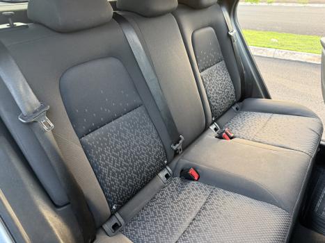 CHEVROLET Tracker 1.0 12V 4P FLEX TURBO AUTOM�TICO, Foto 16