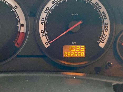 CHEVROLET Vectra Hatch 2.0 4P FLEX GT, Foto 8 CHEVROLET Vectra Hatch 2.0 4P FLEX GT, Foto 8