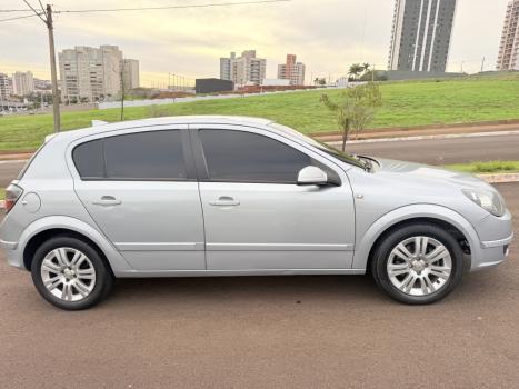 CHEVROLET Vectra Hatch 2.0 4P FLEX GT, Foto 1