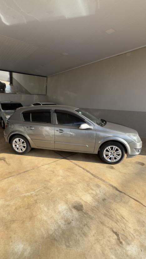 CHEVROLET Vectra Hatch 2.0 4P FLEX GT, Foto 2