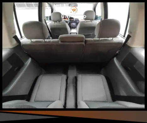 CHEVROLET Zafira 2.0 4P ELEGANCE AUTOMTICO, Foto 10