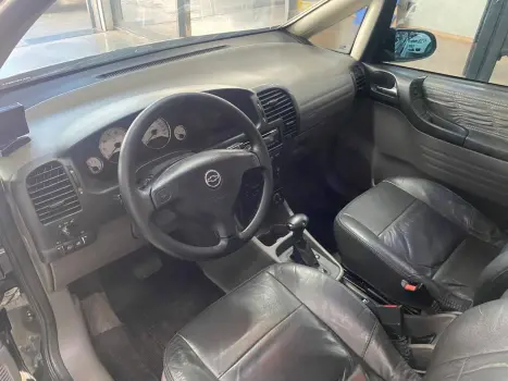 CHEVROLET Zafira 2.0 4P ELEGANCE AUTOM�TICO, Foto 10