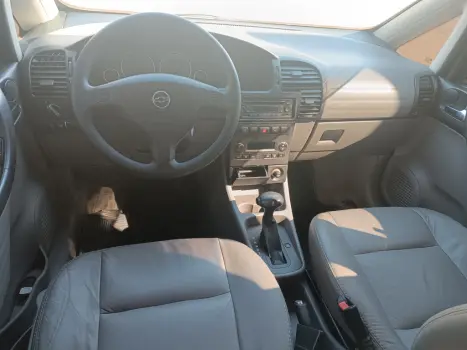 CHEVROLET Zafira 2.0 4P ELEGANCE AUTOM�TICO, Foto 6