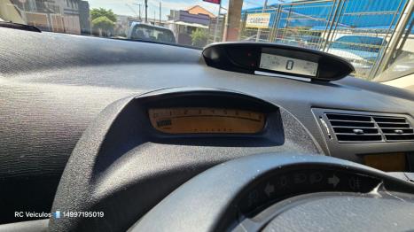 CITROEN C4 Hatch 1.6 16V 4P GLX, Foto 8