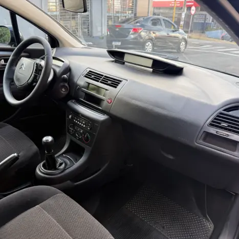 CITROEN C4 Hatch 1.6 16V 4P GLX, Foto 6