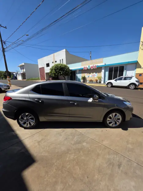 CITROEN C4 Sedan 1.6 16V 4P FLEX LOUNGE THP TURBO BVA AUTOM�TICO, Foto 4