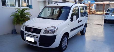 FIAT Doblo 1.8 16V 4P FLEX ESSENCE 7 LUGARES, Foto 3 FIAT Doblo 1.8 16V 4P FLEX ESSENCE 7 LUGARES, Foto 3