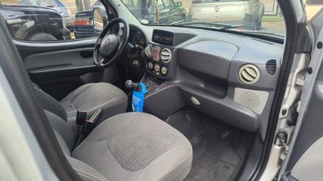 FIAT Doblo 1.8 16V 4P FLEX ADVENTURE 6 LUGARES, Foto 7