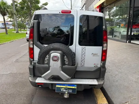 FIAT Doblo 1.8 4P FLEX ADVENTURE LOCKER 6 LUGARES, Foto 4