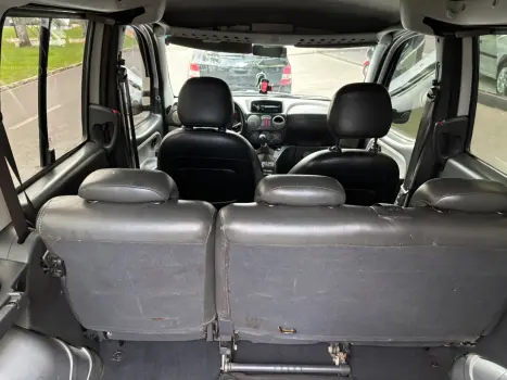 FIAT Doblo 1.8 4P FLEX ADVENTURE LOCKER 6 LUGARES, Foto 19