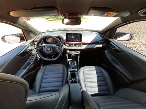 FIAT Fastback 1.3 16V 4P FLEX ABARTH TURBO 270 LIMITED EDITION AUTOM�TICO, Foto 9