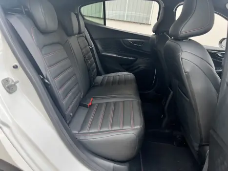 FIAT Fastback 1.3 16V 4P FLEX ABARTH TURBO 270 AUTOM�TICO, Foto 17