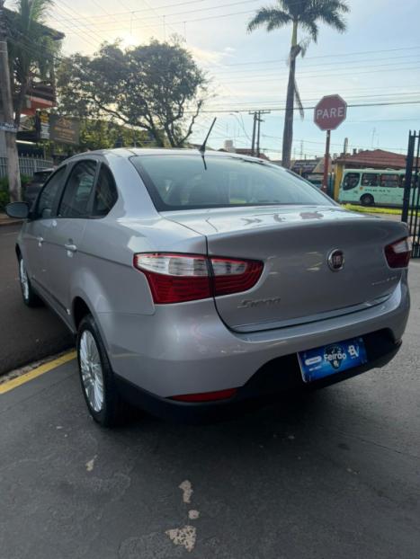 FIAT Grand Siena 1.6 16V 4P ESSENCE FLEX, Foto 8