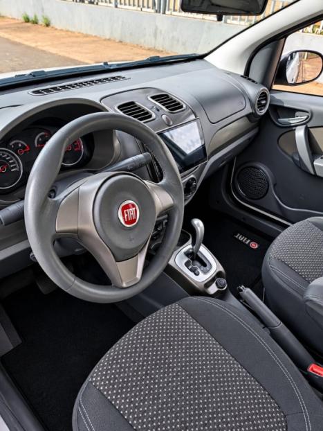 FIAT Grand Siena 1.6 16V 4P FLEX ESSENCE DUALOGIC AUTOMATIZADO, Foto 2